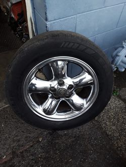 1999 Cadillac Catera Wheel &Tire P-215/60R-16 OEM.