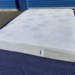 Casper Mattress ! Cal king Casper Original Hybrid Mattress ! California King Size Mattress ! Free Delivery ! Casper Mattress
