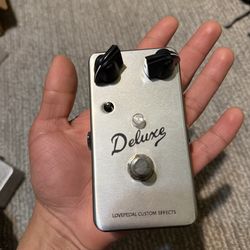 Deluxe LOVEPEDAL CUSTOM EFFECTS