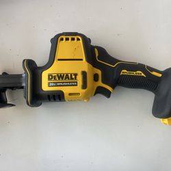 ATOMIC 20V MAX Cordless Brushless Compact Reciprocating Saw (Tool Only)