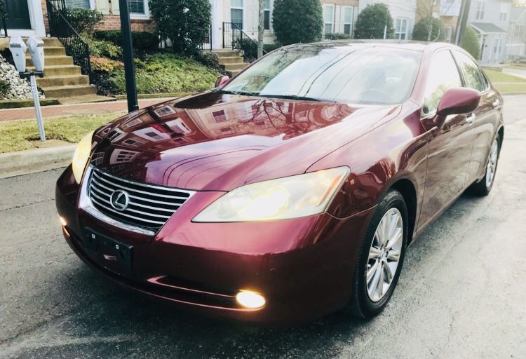 2007 Lexus ES 350 ‘ LOW MILES ‘ ONE OWNER ‘ PANORAMA WINDOW’ Navigation ‘ Back up Camera ‘ Chrome Factory RIMS