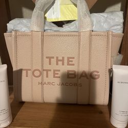 Marc Jacob Totes Bag