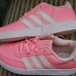 Size 5 - Adidas Breaknet 2Size 5 - Adidas Breaknet 2.0 PINK & WHITE.0 PINK & WHITE