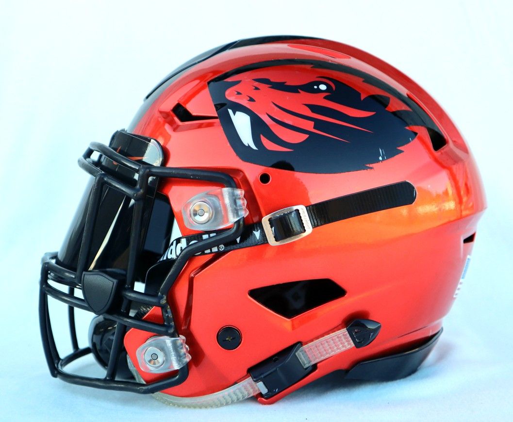 2016 OREGON STATE BEAVERS 🦫 GAME USED ORANGE SPEEDFLEX 🟧⬛ #20