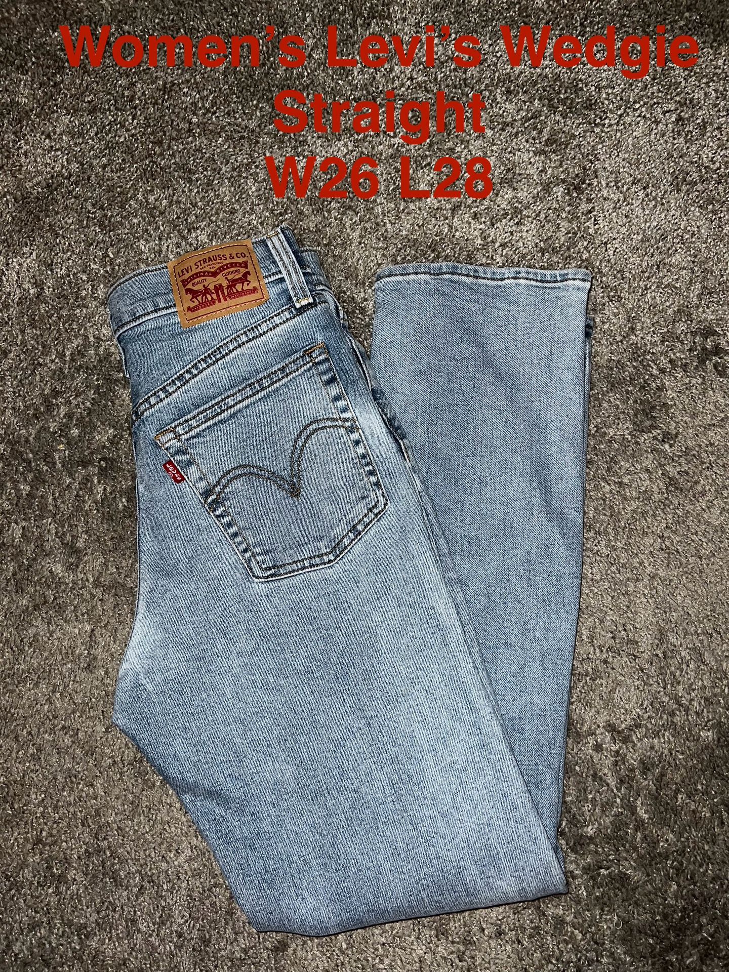 Women’s Levi’s Wedgie Straight  W26 L28