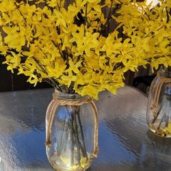 Beautiful Fake Flowers  In Glass Vase . 19" Tall Selling As A Set