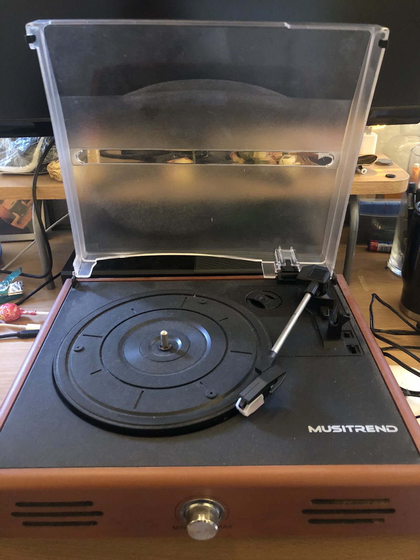 RECORD PLAYER MUSITREND