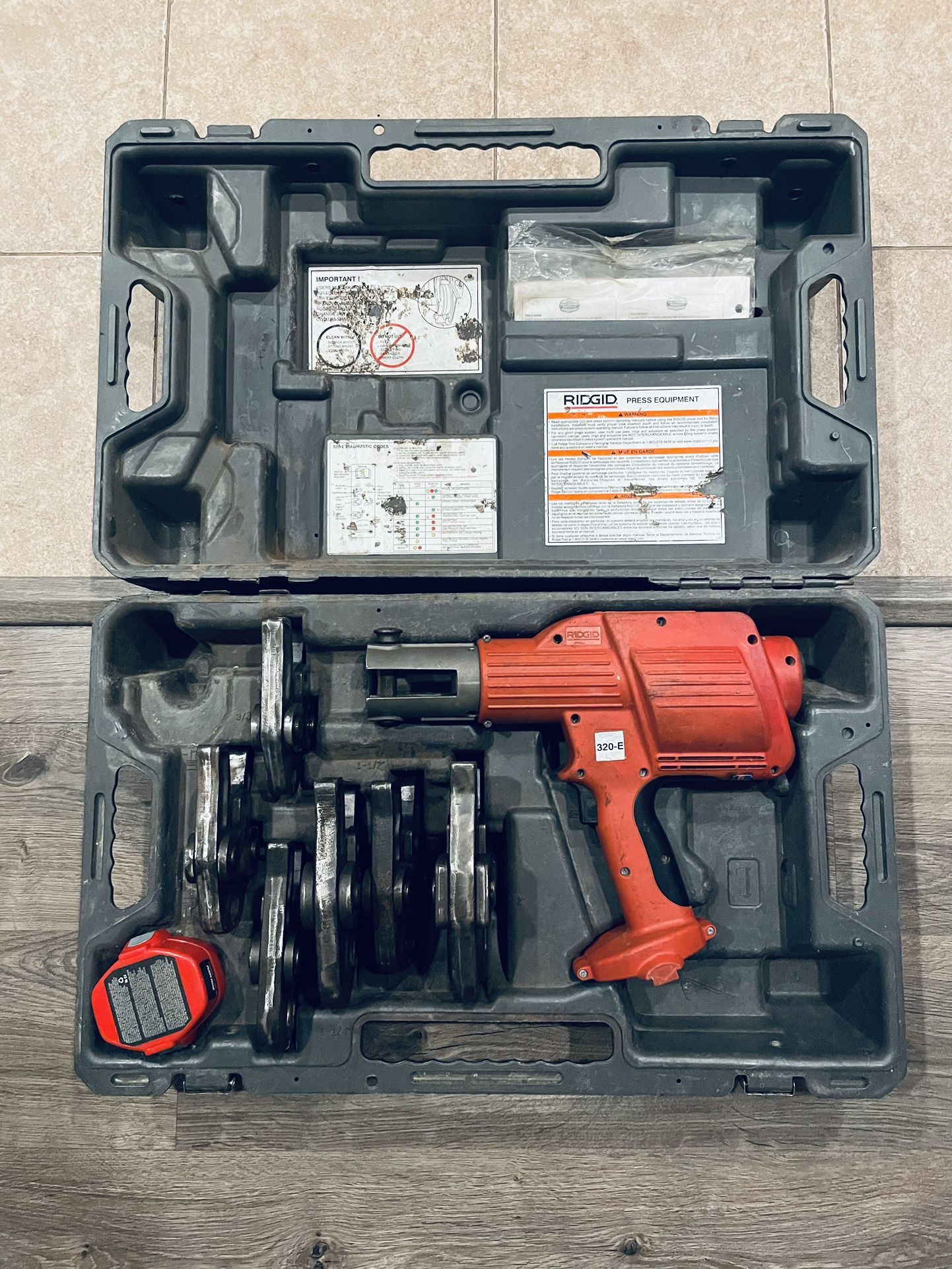 Ridgid ProPress 320-E With Jaws And Charger