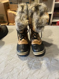 Sorel Womens Boots 6.5