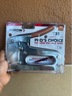Arrow Professional Low Voltage Wire/Cable Staple Gun