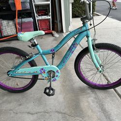 Girls Schwinn Deelite Bike