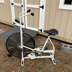 Vintage Schwinn Airdyne Exercise Bicycle for Sale in Fayetteville, NC -  OfferUp