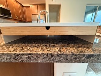 IKEA ELLOVEN Monitor Stand