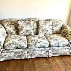 Couch & Love Seat Set
