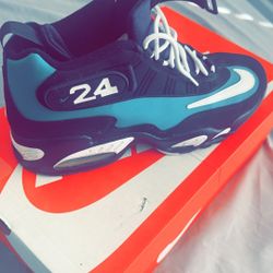 Ken Griffey Nike