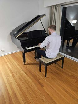 Yamaha piano M.O.V.E.R.S