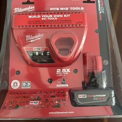 Milwaukee 4amp XC Battery With Charger