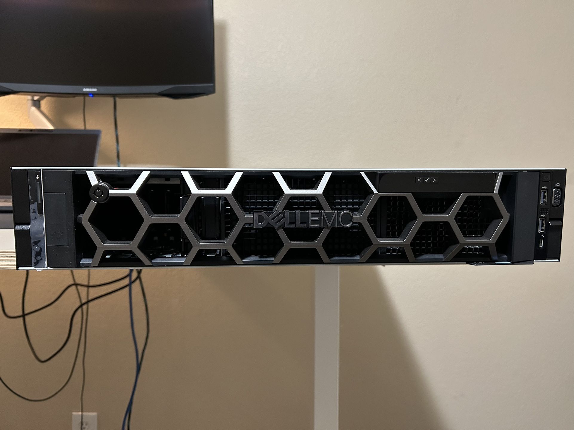 Dell Poweredge R740 Xeon Platinum 8260 768GB RAM