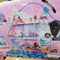 L.O.L Winter Chalet