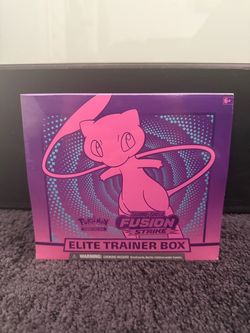 Pokémon Sword & Shield Fusion Strike Elite Trainer Box