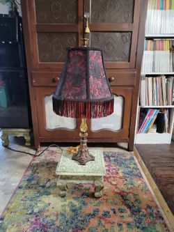 Vintage Gothic Victorian style table lamp.