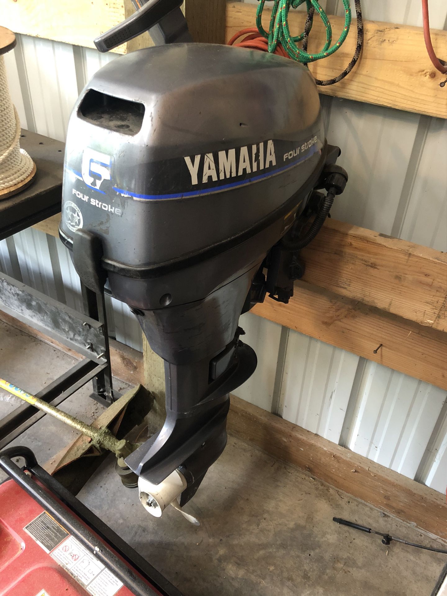 Yamaha 6 horse 4 stroke short shaft outboard kicker trolling motor w/tank