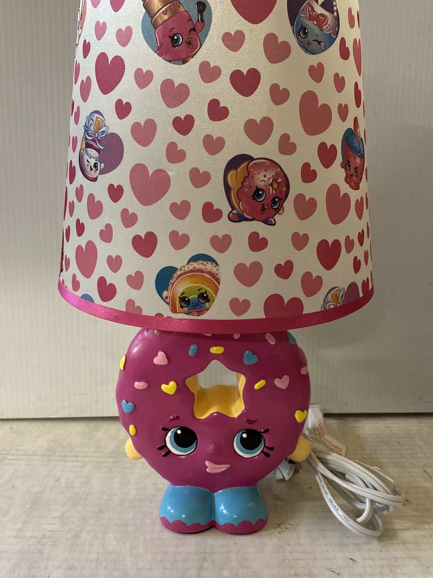 SHOPKINS D’Lish DONUT LAMP Pink W/ Sprinkles And A Smile