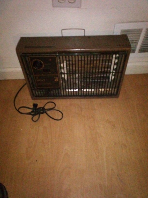 Heater Works Really Good Blows Hot Air 25 Bucks 50 In Store