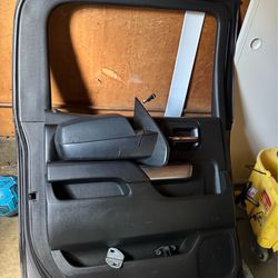 Door panel/side door mirror