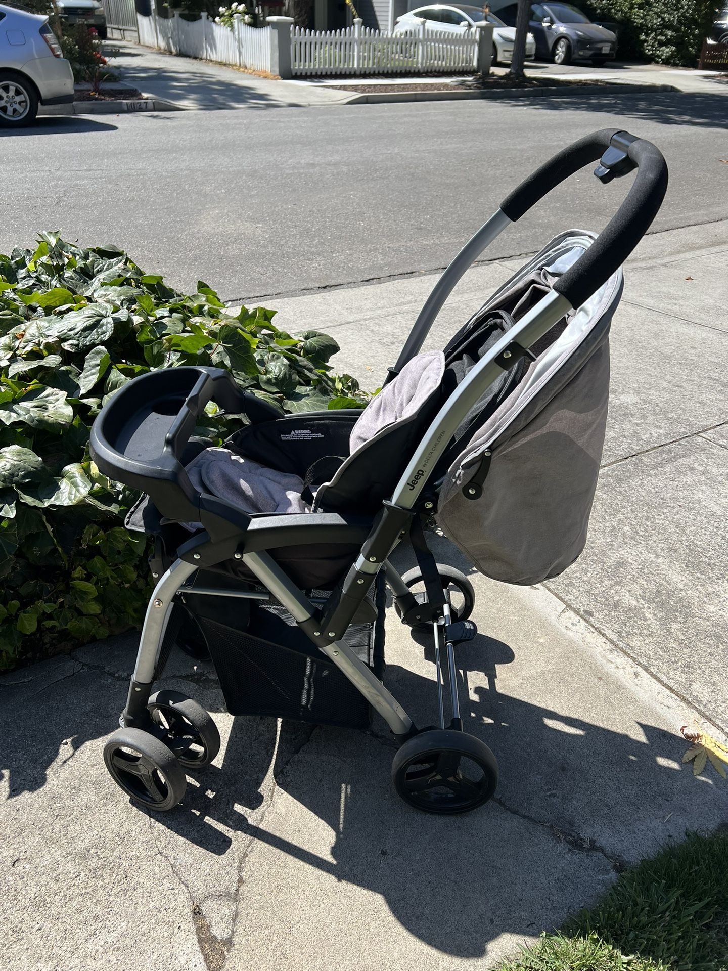 Jeep Unlimited Reversible Handle Stroller, Grey Tweed