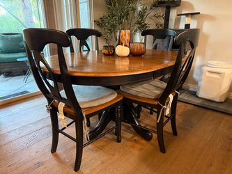 Dinning room table and chairs