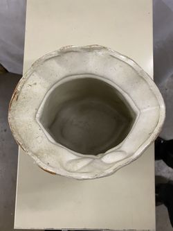 Ceramic Santa Vass