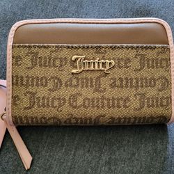 NEW Juicy Couture Bifold Wallet