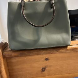 Very Nice Compact Purse For Ladies
