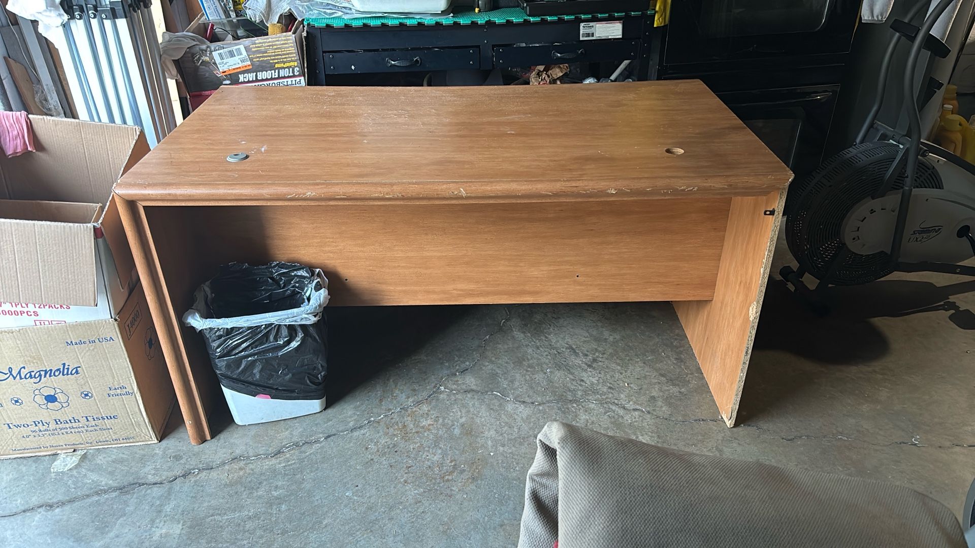 Desk Table