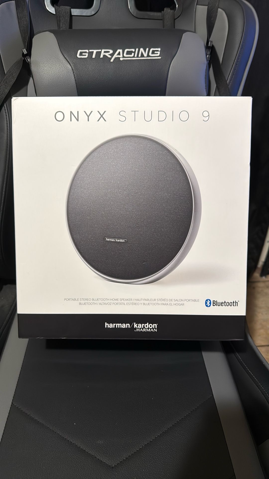 Onyx Studio 9