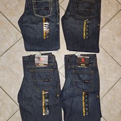 LOT OF 4 BRAND NEW WHITH TAGS ARIAT FR M4 LOW RISE BOOT CUT MEN'S WORK JEANS SIZE 34X34 