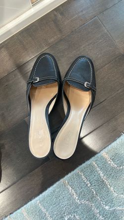 Vintage Loft kitten heels