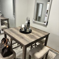 Table N Bar Stool 
