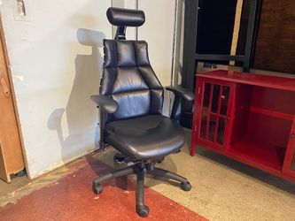 RFM Verte 2200Series High-Back Executive Offie Chair