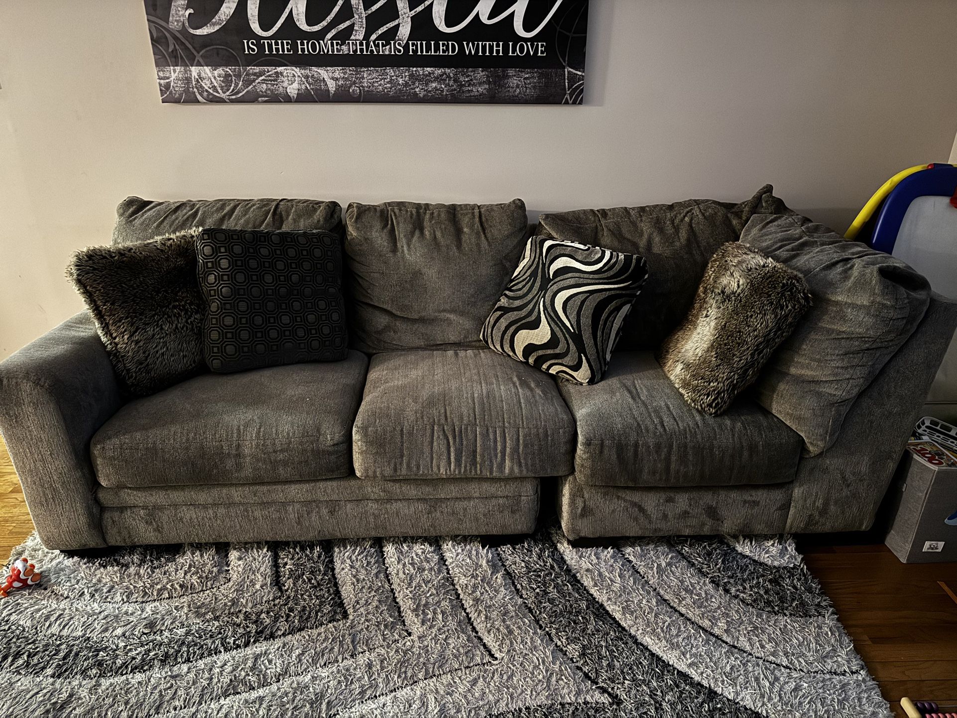 Comfortable 4 Piece Sectional 