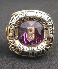 Kobe Bryant 2020 Legend #8 Ring size 11