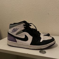 Jordan 1 Mids