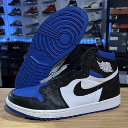 AIR JORDAN 1 RETRO “ROYAL TOE” SIZE 10