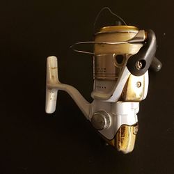 Shimano Stradic 2500FH for Sale in NJ, US - OfferUp