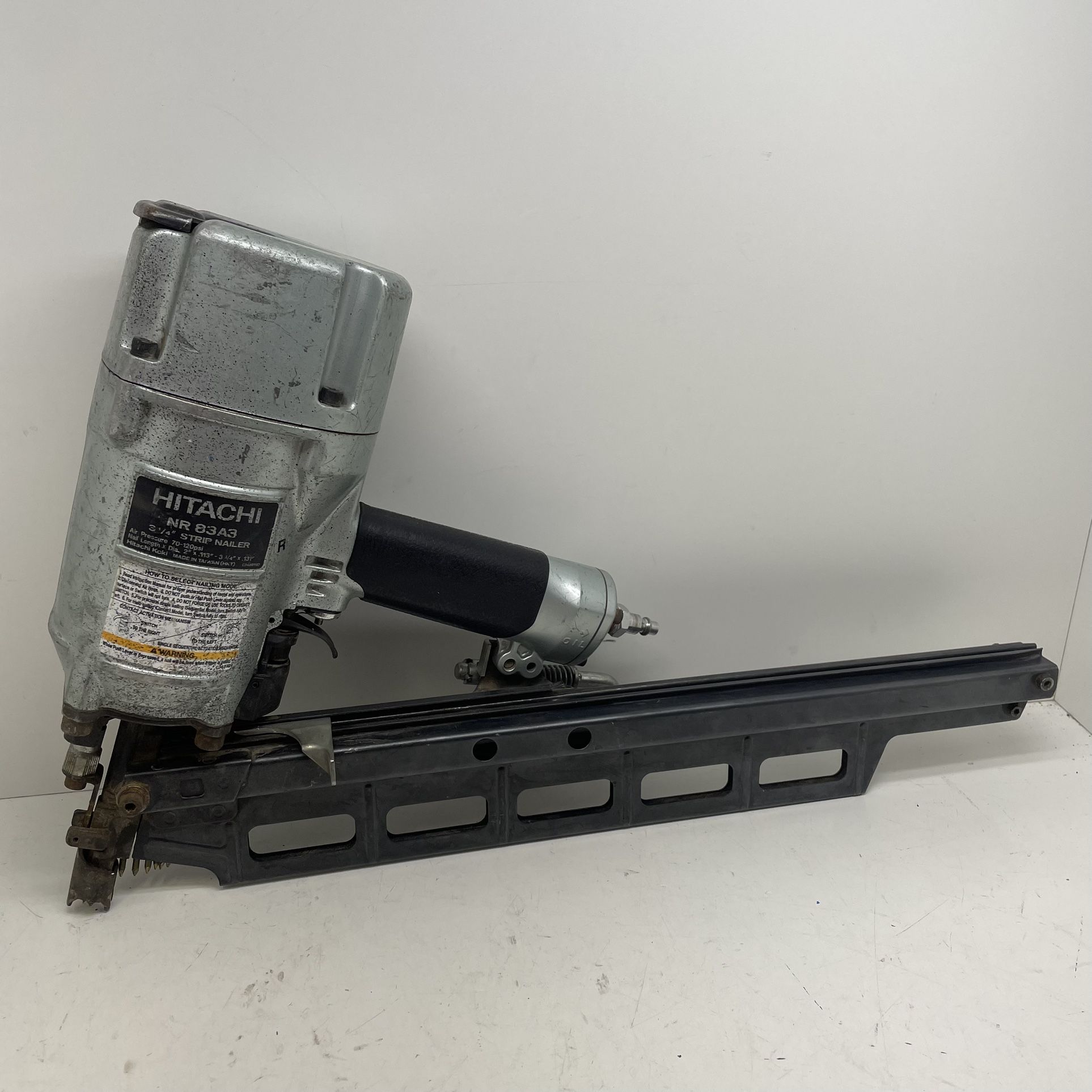 Hitachi Strip Nailer 197683/17