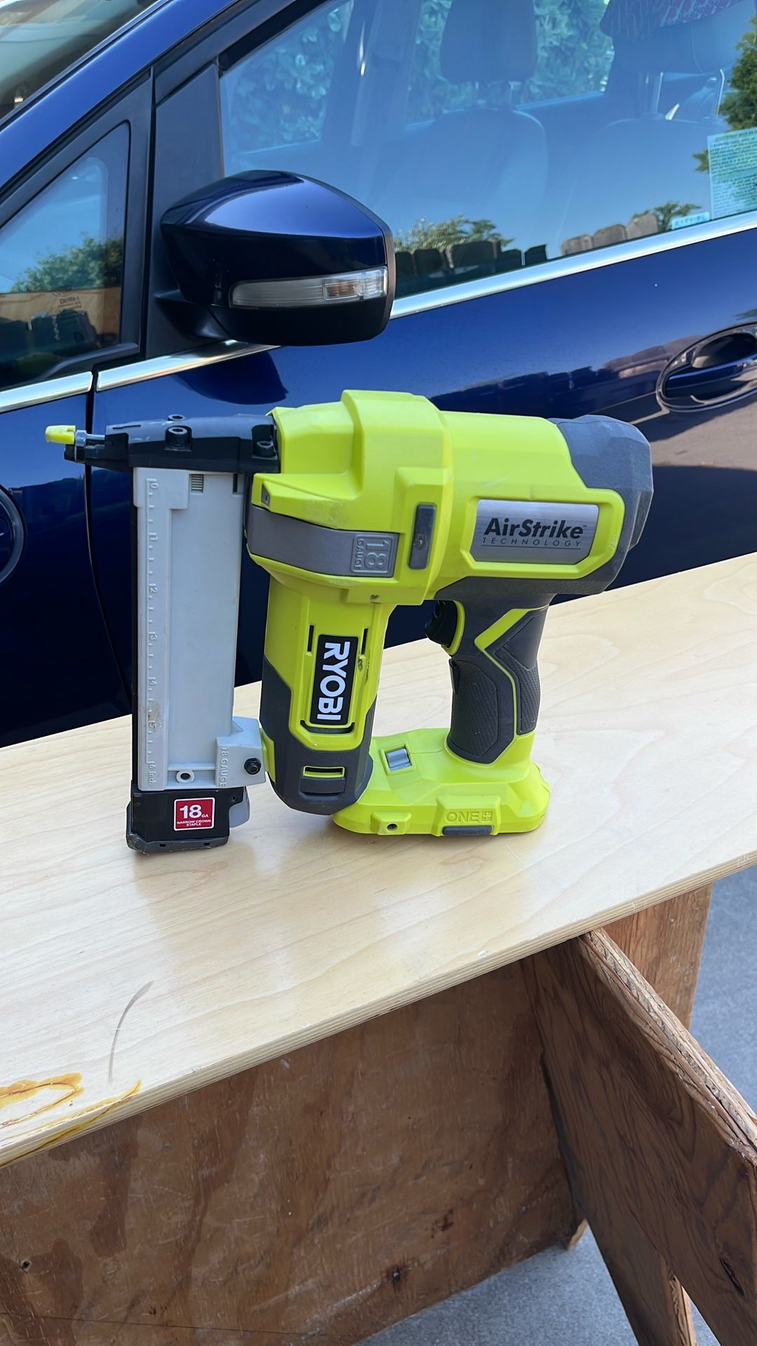PLEASE MESSAGE WHEN YOU ARE READY TO SEE IT OR BUY IT LIKE NEW RYOBI STAPLER 18 ha $70 FIRM ON PRICE