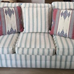 Couch - Professionally Cleaned & High-quality Upholstery