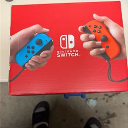 Nintendo Switch 