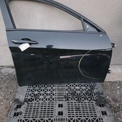 2021-2023 Hyundai Elantra Right Door Side OEM